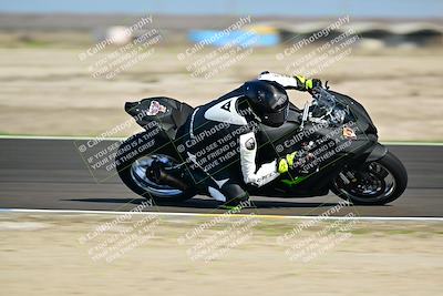 media/Feb-15-2025-TrackDaz (Sat) [[1e057f4b71]]/Group A/Session 3 - Turn 2/